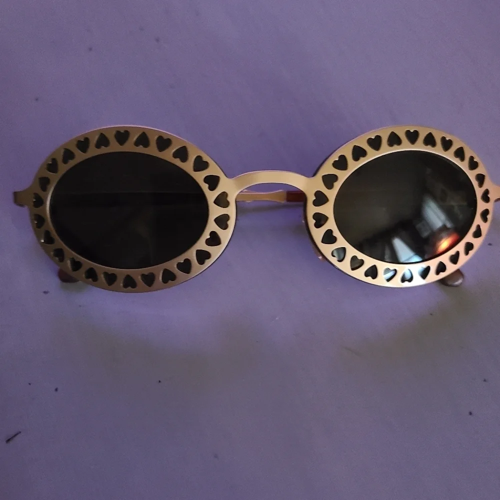 Vogue never worn